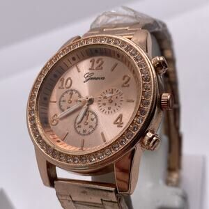Geneva Womens Rose Gold Tone Watch New Battery